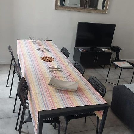 L'Haussmannien 65, 4 Chambres, 10 Couchages Marseille Luaran gambar