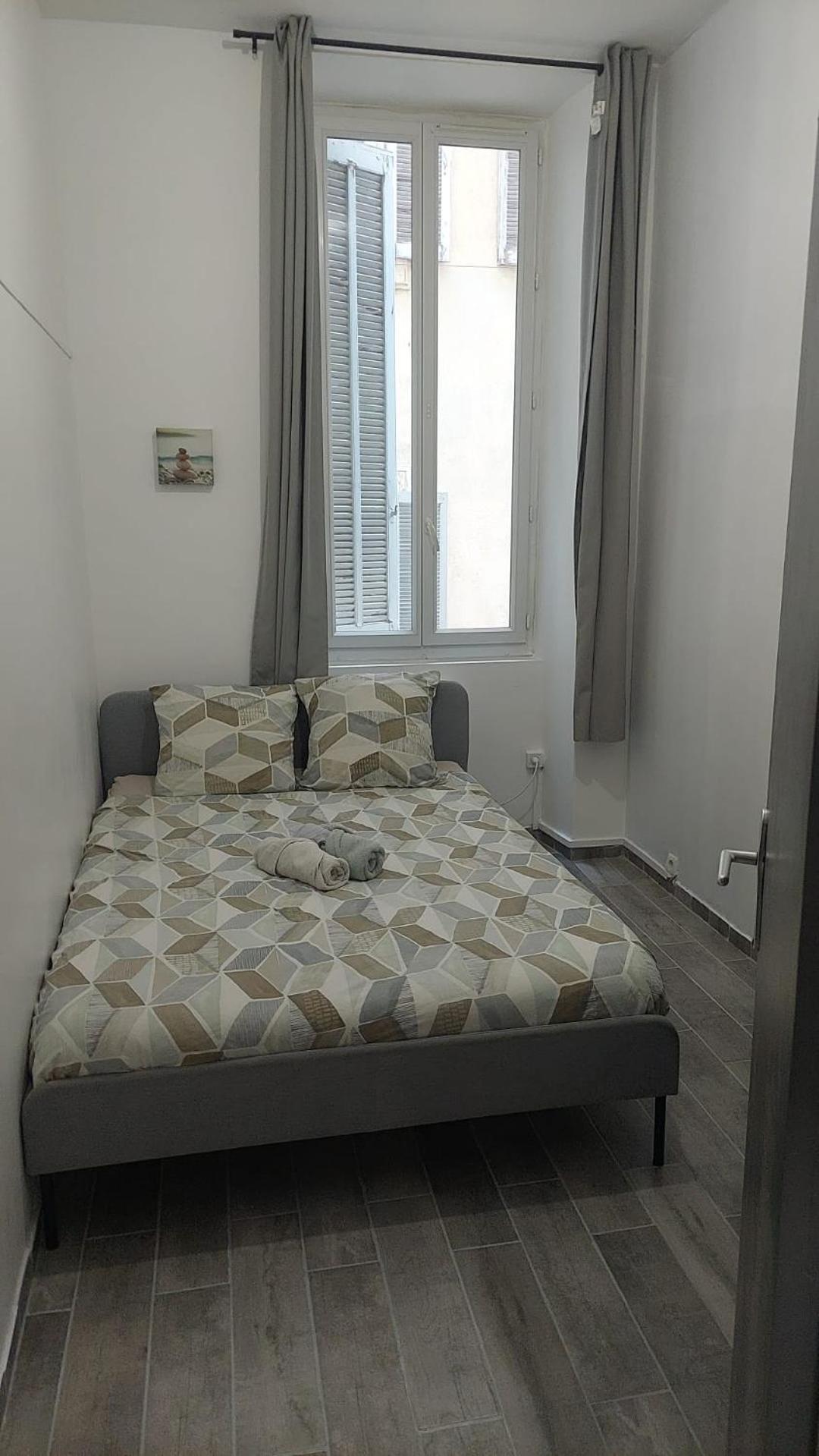 L'Haussmannien 65, 4 Chambres, 10 Couchages Marseille Luaran gambar