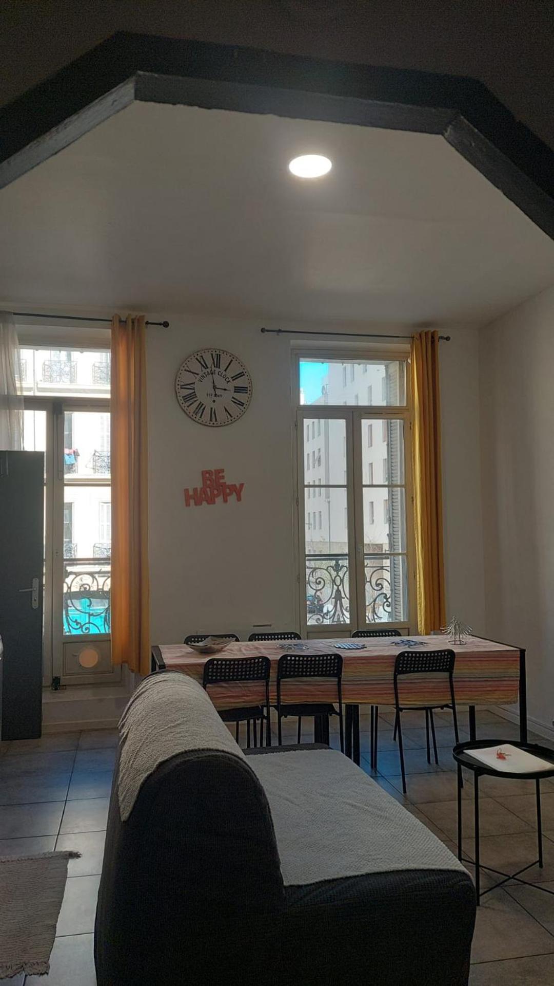 L'Haussmannien 65, 4 Chambres, 10 Couchages Marseille Luaran gambar